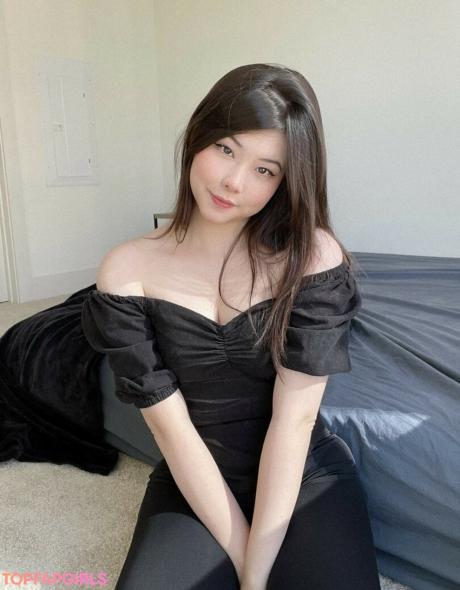 Julia nude leaked OnlyFans photo #29