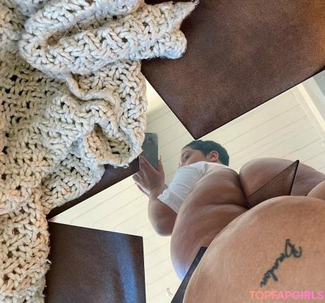Amberthickk nude leaked OnlyFans photo #7