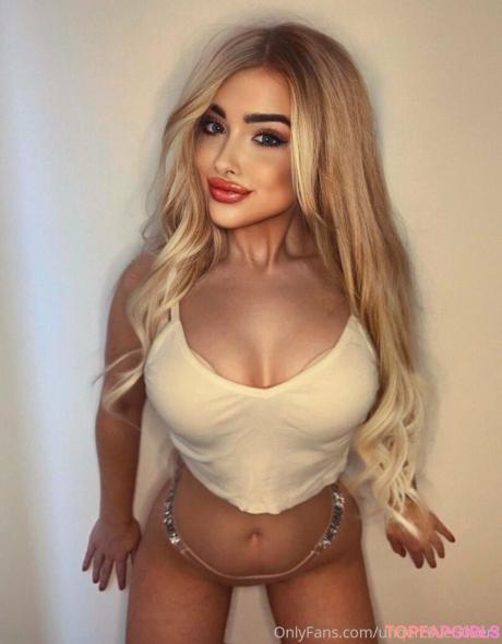 Underc0verl0vers nude leaked OnlyFans photo #8