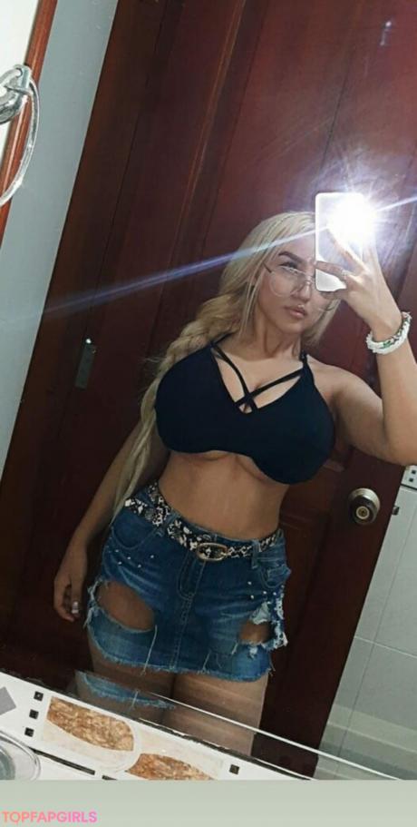 Sharonnikoll07 nude leaked OnlyFans photo #10