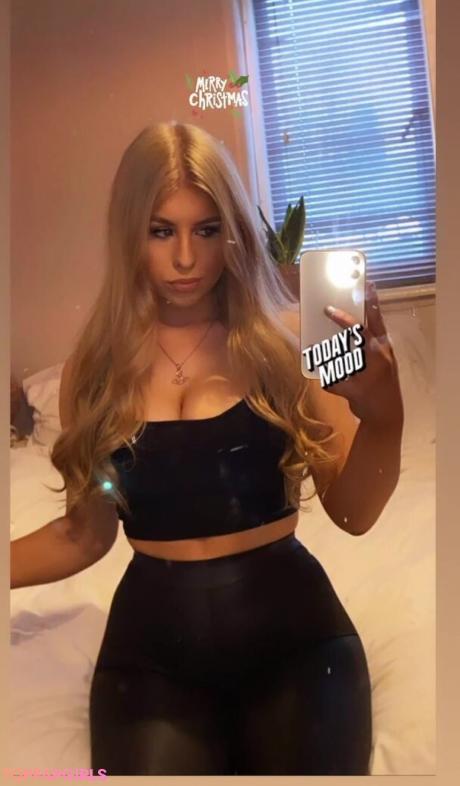 Isabelle nude leaked OnlyFans photo #107