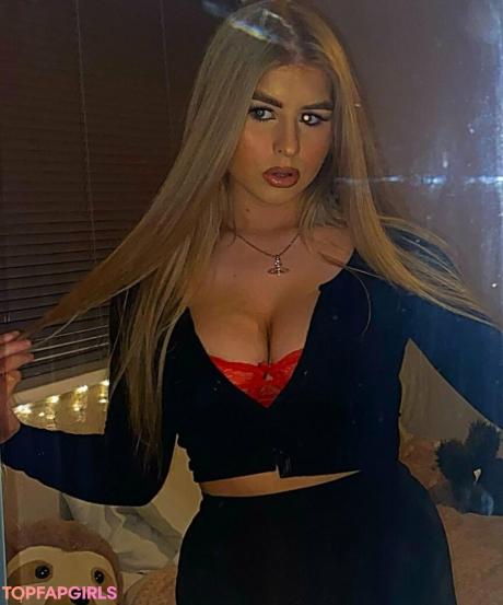 Isabelle nude leaked OnlyFans photo #35