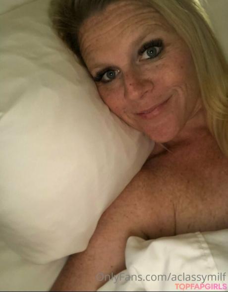 Aclassymilf nude leaked OnlyFans photo #14