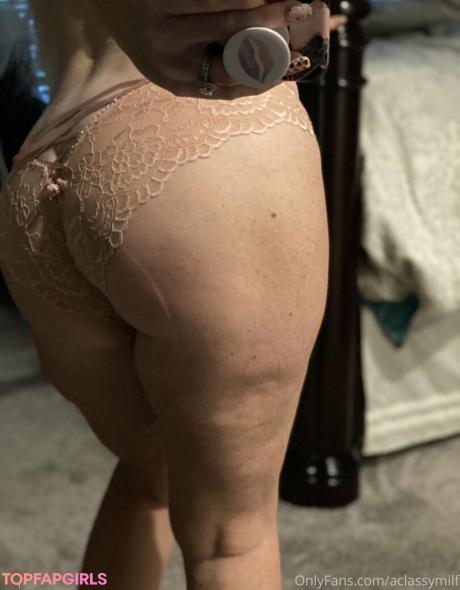 Aclassymilf nude leaked OnlyFans photo #2