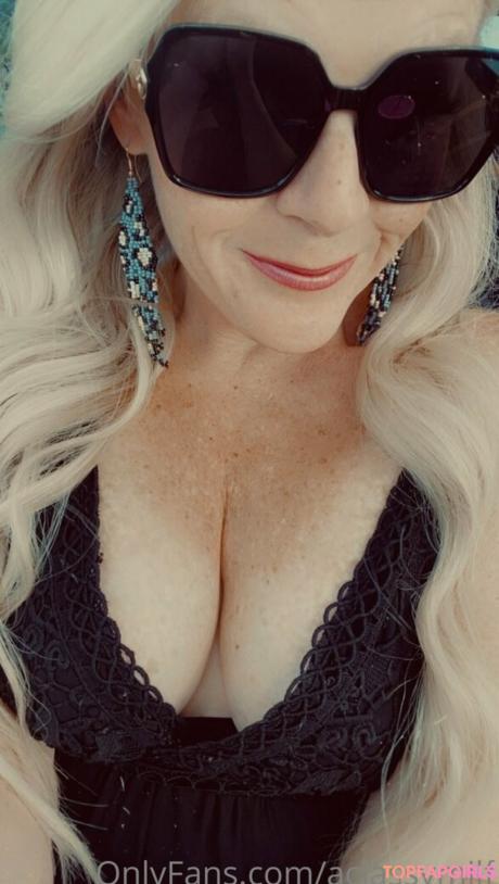 Aclassymilf nude leaked OnlyFans photo #54