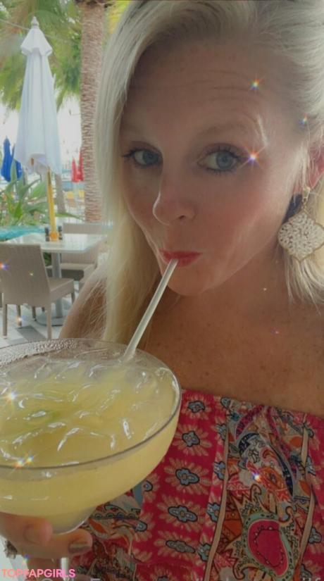 Aclassymilf nude leaked OnlyFans photo #60