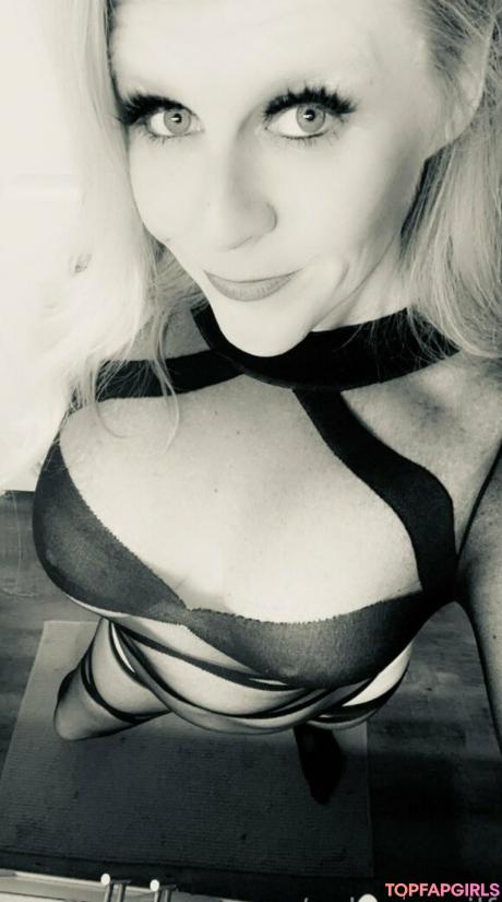 Aclassymilf nude leaked OnlyFans photo #66