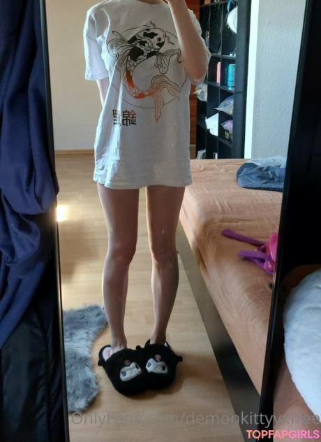 Demonkittyyxfree nude leaked OnlyFans photo #16