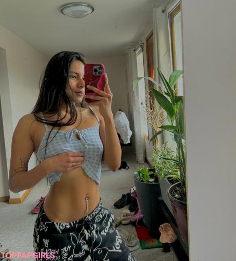 Bustypetitemyra nude leaked OnlyFans photo #47