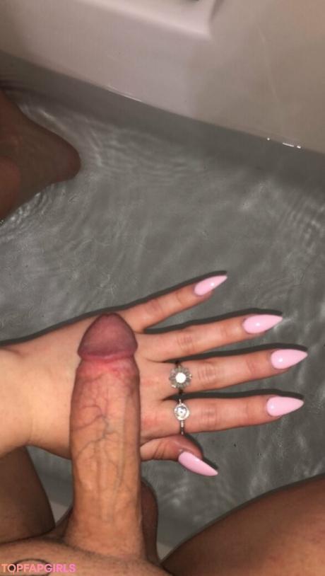 Misstinyangel nude leaked OnlyFans photo #1