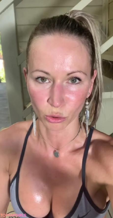 Zuzka nude leaked OnlyFans photo #244
