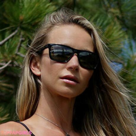 Zuzka nude leaked OnlyFans photo #251