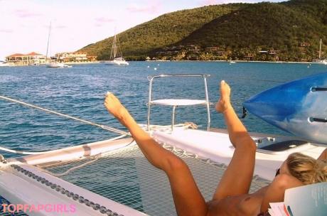 Zuzka nude leaked OnlyFans photo #261