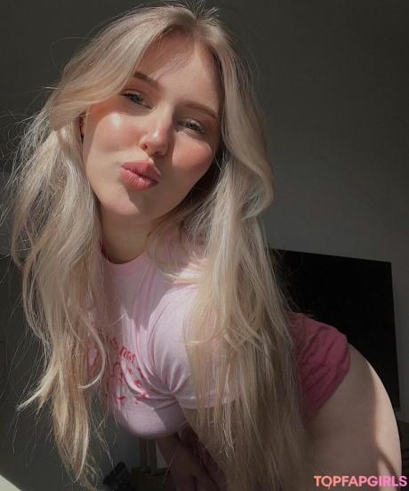 Cirizzzle nude leaked OnlyFans photo #111