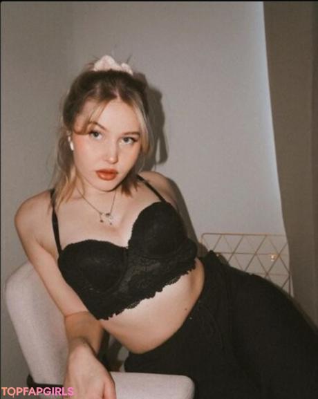 Cirizzzle nude leaked OnlyFans photo #14
