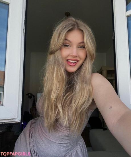 Cirizzzle nude leaked OnlyFans photo #3