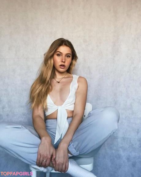 Cirizzzle nude leaked OnlyFans photo #70
