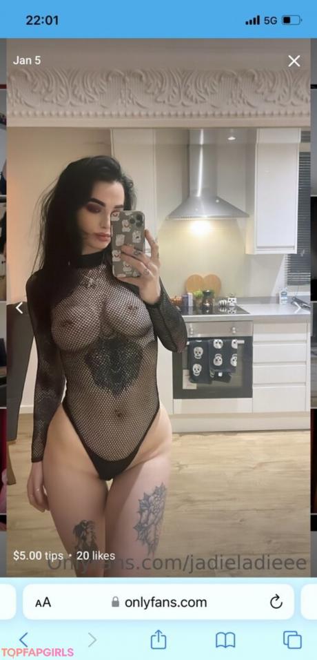 Jadieladieee nude leaked OnlyFans photo #7