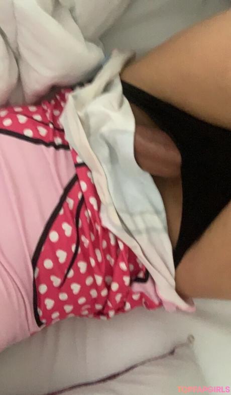 Sofia nude leaked OnlyFans pic