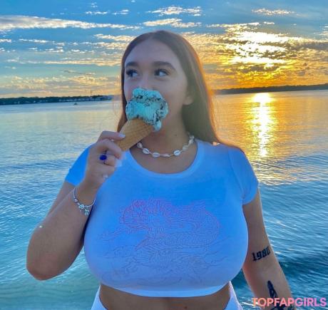 Hayley nude leaked OnlyFans photo #262