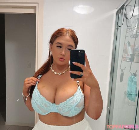 Hayley nude leaked OnlyFans photo #317