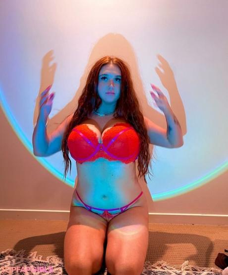 Hayley nude leaked OnlyFans photo #358