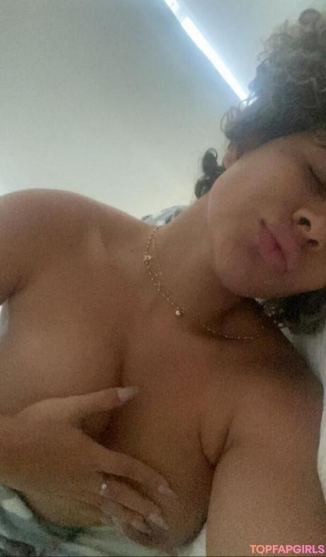 Karmenmestre nude leaked OnlyFans photo #2