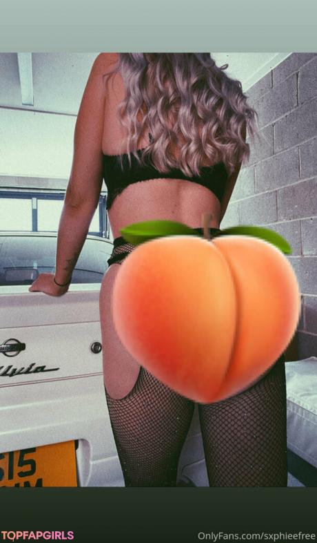 Sxphieefree nude leaked OnlyFans photo #15