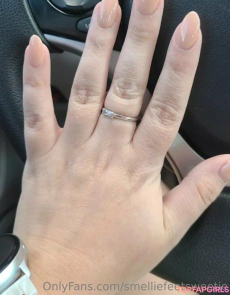 Smelliefeetsweetie nude leaked OnlyFans photo #98
