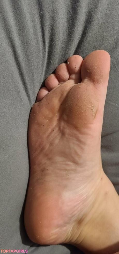 Smelliefeetsweetie nude leaked OnlyFans photo #18