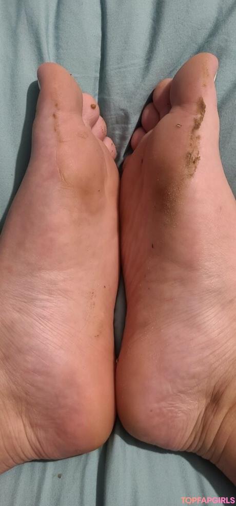 Smelliefeetsweetie nude leaked OnlyFans photo #21