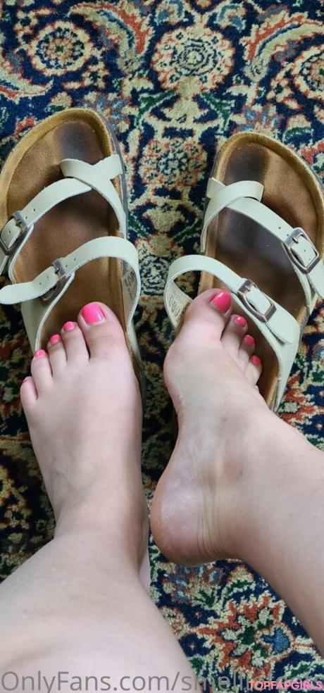 Smelliefeetsweetie nude leaked OnlyFans photo #39