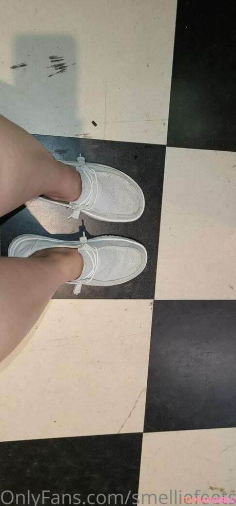 Smelliefeetsweetie nude leaked OnlyFans photo #45