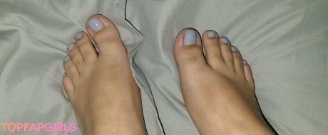 Smelliefeetsweetie nude leaked OnlyFans photo #61