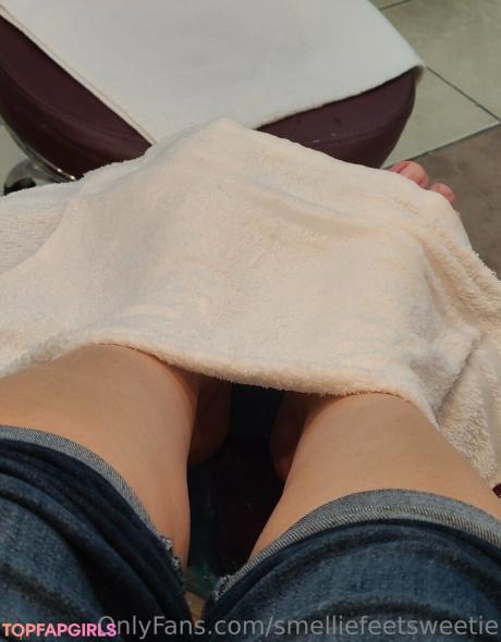 Smelliefeetsweetie nude leaked OnlyFans photo #79