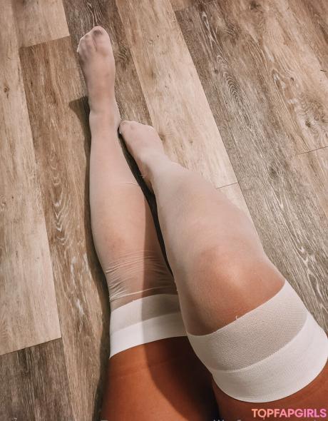 Smelliefeetsweetie nude leaked OnlyFans photo #84