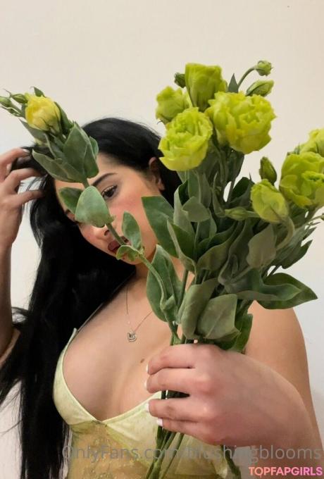Blushingblooms nude leaked OnlyFans photo #29