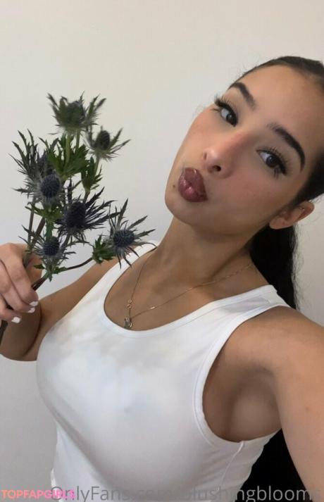 Blushingblooms nude leaked OnlyFans photo #35