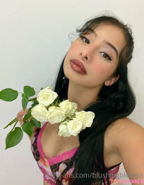 Blushingblooms nude leaked OnlyFans photo #42