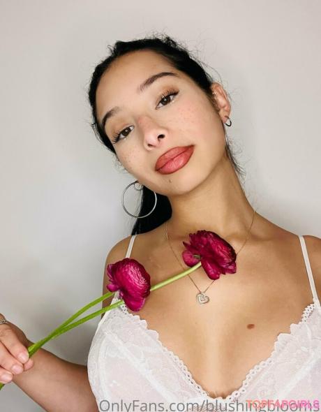 Blushingblooms nude leaked OnlyFans photo #78