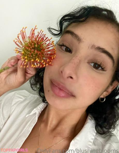 Blushingblooms nude leaked OnlyFans photo #84