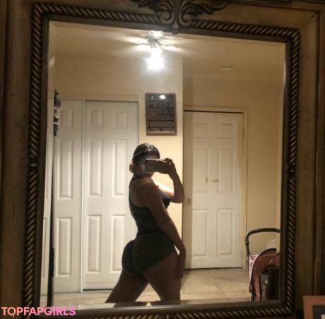 Latina nude leaked OnlyFans photo #16