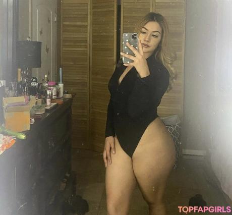 Latina nude leaked OnlyFans photo #5