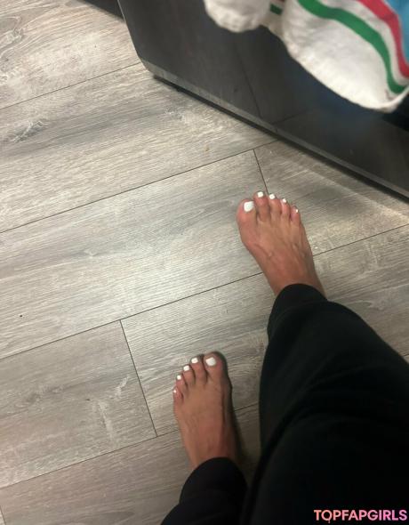 Angelfootcakes nude leaked OnlyFans photo #37