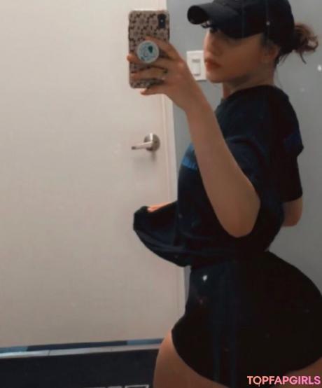 Chloe nude leaked OnlyFans photo #26