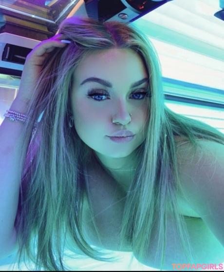 Ellieharp3r nude leaked OnlyFans photo #1