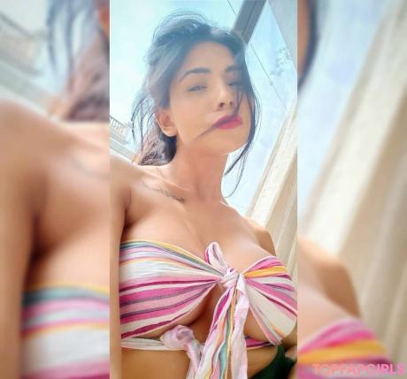 Bossgirlannie nude leaked OnlyFans photo #17