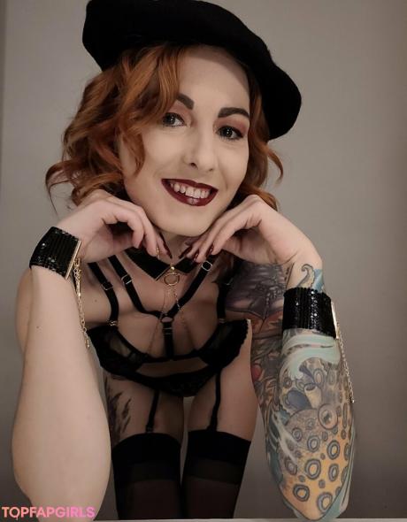 Bellatrix nude leaked OnlyFans photo #6