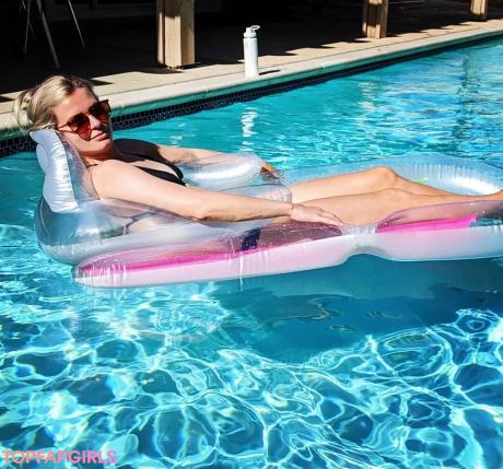 Elyse nude leaked OnlyFans photo #5