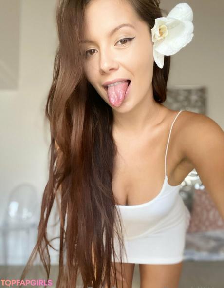 Kacyklittty nude leaked OnlyFans photo #537